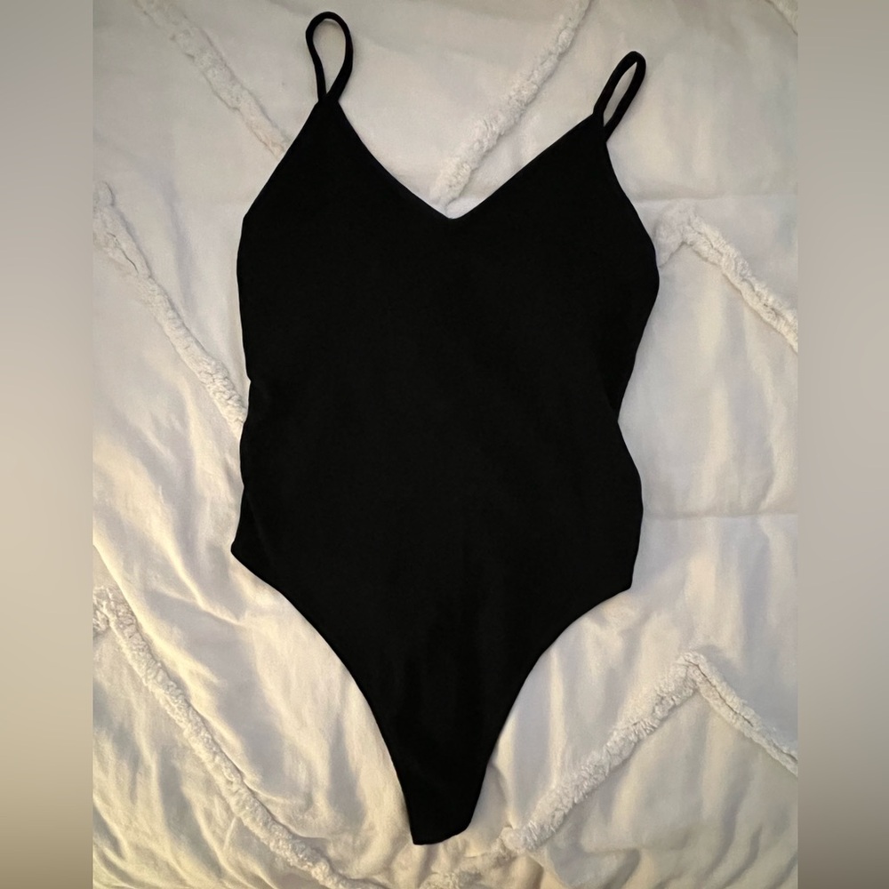 Nordstrom B.P. Women’s Black V-Neck Bodysuit